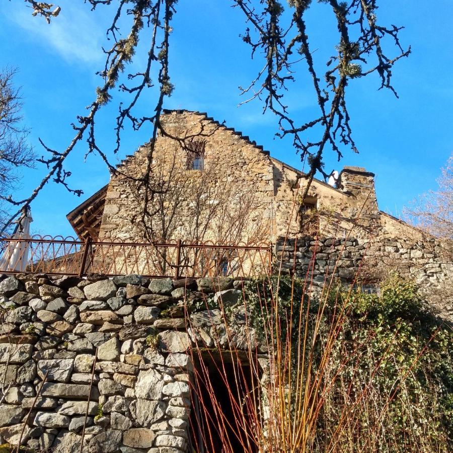 Chambre Ou Gite Dans Une Maison De Montagne - De Suzon A Zelie Entraigues  Εξωτερικό φωτογραφία