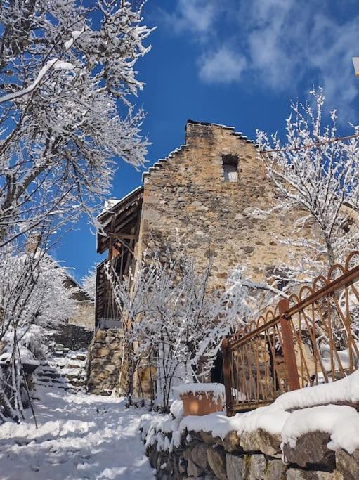 Chambre Ou Gite Dans Une Maison De Montagne - De Suzon A Zelie Entraigues  Εξωτερικό φωτογραφία