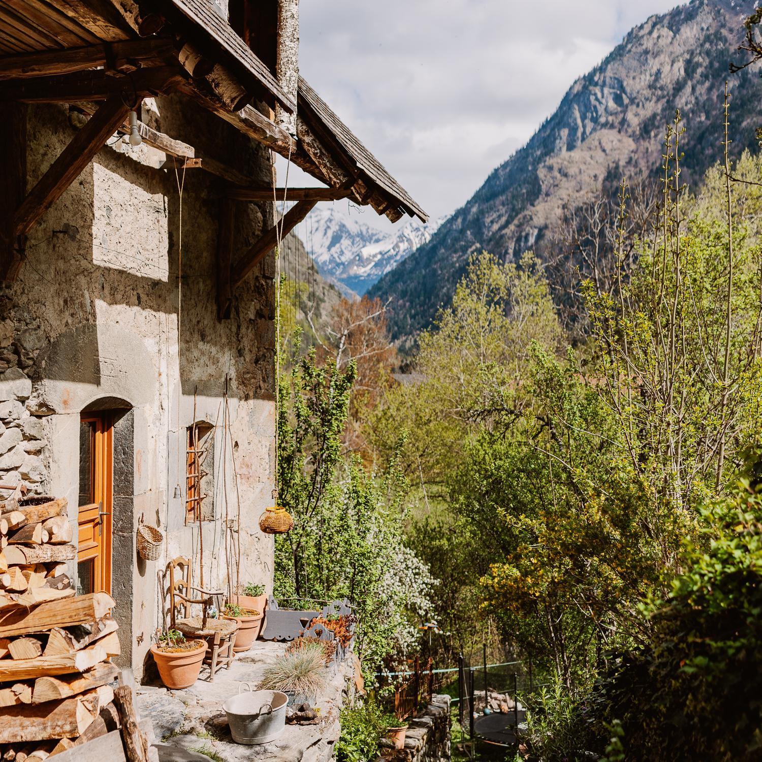 Chambre Ou Gite Dans Une Maison De Montagne - De Suzon A Zelie Entraigues  Εξωτερικό φωτογραφία